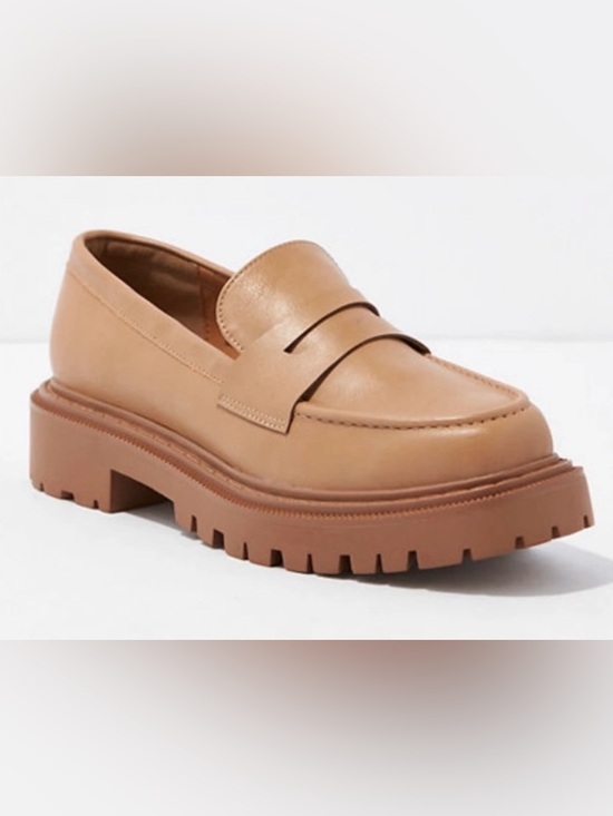 American Eagle Outfitters Shoes - American Eagle Tan Chunky Lug Sole Penny Loafers